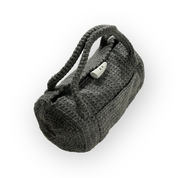 Artisan Crocheted Handbag - Picture 3 of 11